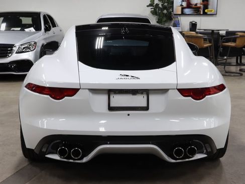 Used 2016 Jaguar F-TYPE R image 4