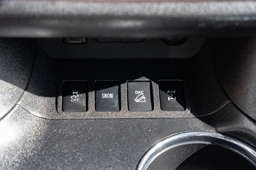 Used 2019 Toyota Highlander XLE AWD/4WD image 20