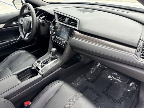 Used 2020 Honda Civic Touring image 26