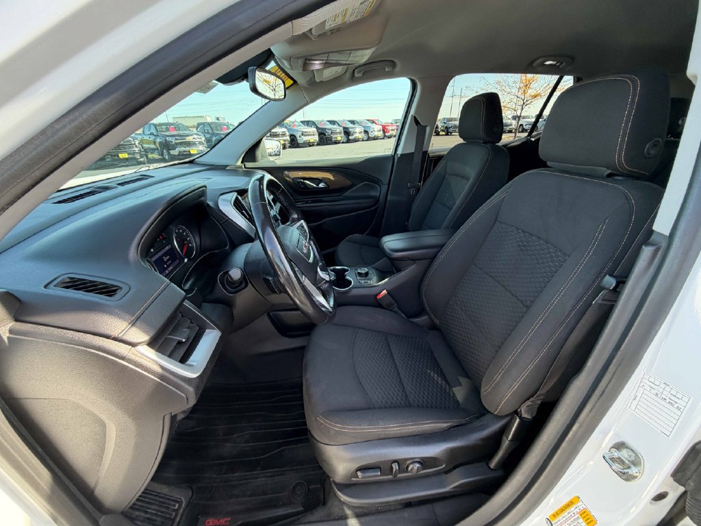 Used 2019 GMC Terrain SLE w/ Driver Convenience Package AWD/4WD image 18
