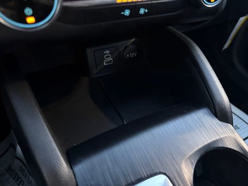 Used 2025 Ford Escape ST-Line w/ Equipment Group 301A image 37