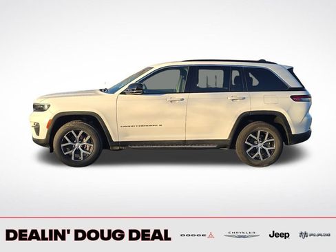 Used 2025 Jeep Grand Cherokee Limited w/ Trailer Tow Package image 3