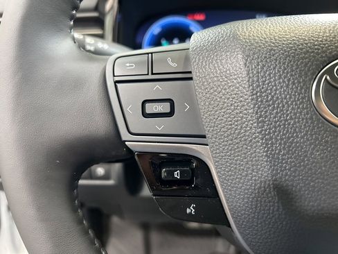 Used 2026 Toyota Camry XSE AWD/4WD image 24