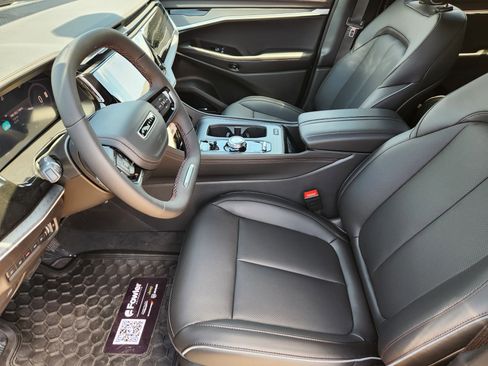 New 2025 Jeep Wagoneer S Limited image 11