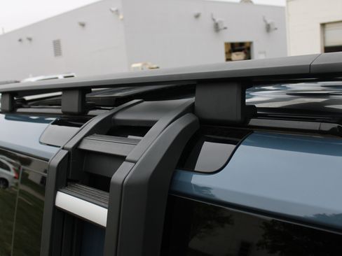 Used 2024 Land Rover Defender 110 S image 82