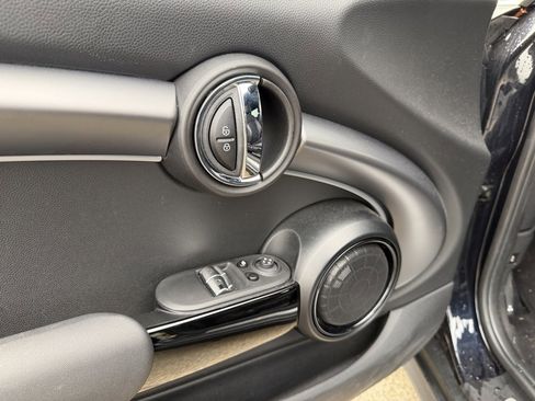 Certified 2023 MINI Cooper SE image 20