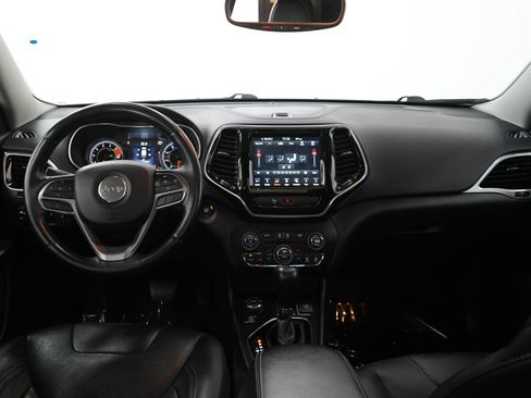 Used 2019 Jeep Cherokee Limited AWD/4WD image 16