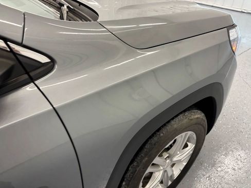 Used 2023 GMC Terrain SLE w/ Driver Convenience Package image 26