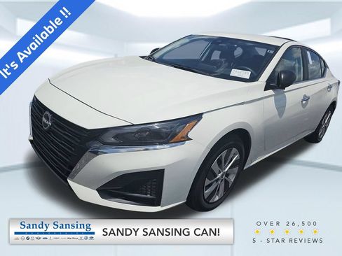 Used 2025 Nissan Altima 2.5 S FWD image 1