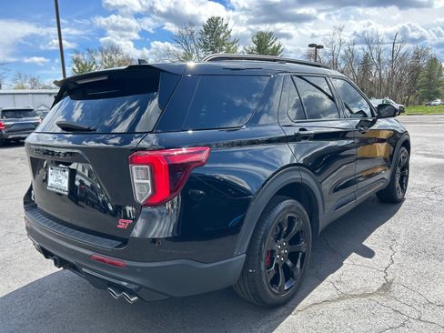 Certified 2023 Ford Explorer ST w/ Equipment Group 401A image 17