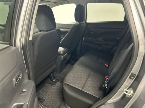 Used 2020 Mitsubishi Outlander Sport ES AWD/4WD image 19