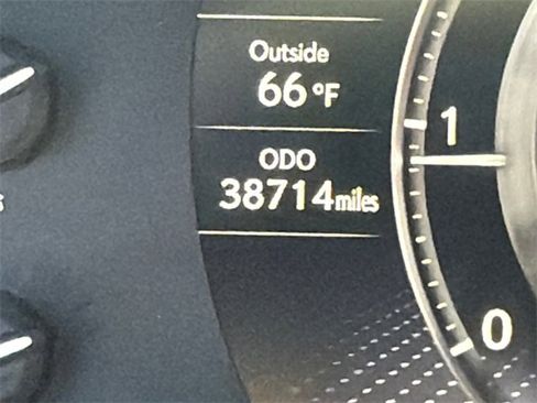 Used 2024 Lexus LX 600 4WD w/ Luxury Package image 28