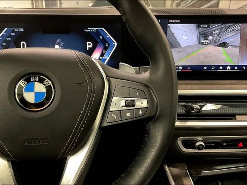 Used 2025 BMW X5 xDrive40i w/ Climate Comfort Package AWD/4WD image 12