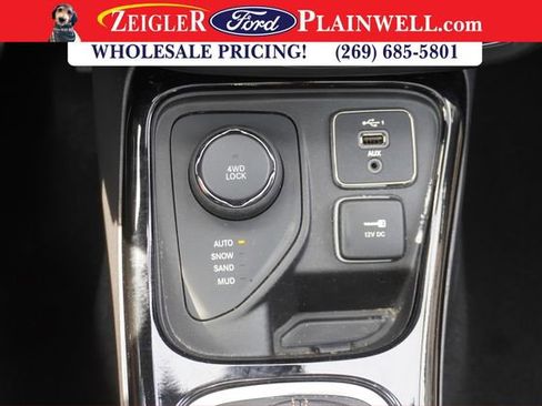 Used 2021 Jeep Compass Limited w/ Sun and Sound Group image 22