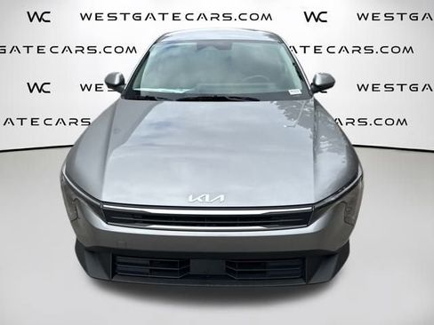 New 2025 Kia K4 LXS image 2