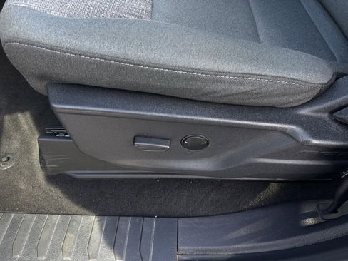 Used 2024 Ford F250 XLT image 11