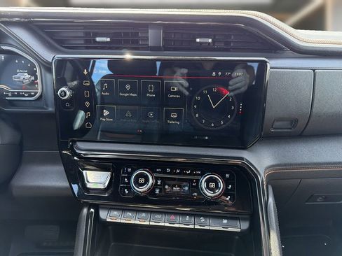 Certified 2022 GMC Sierra 1500 AT4 w/ AT4 Premium Package AWD/4WD image 16