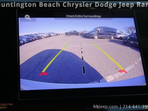 Used 2023 Jeep Grand Cherokee Altitude image 29