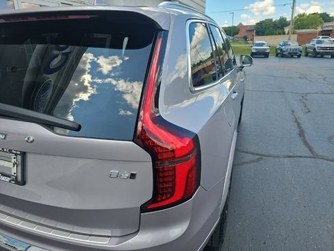 Used 2026 Volvo XC90 B6 Plus AWD/4WD image 6