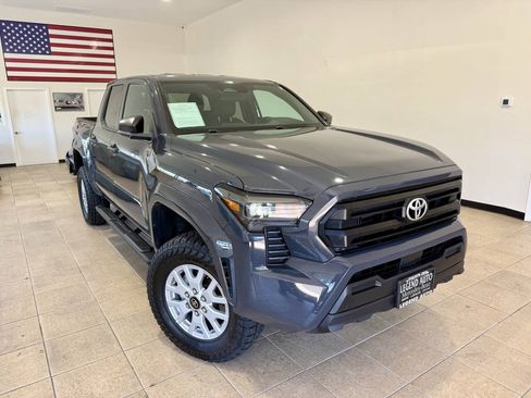 Used 2024 Toyota Tacoma SR RWD image 3
