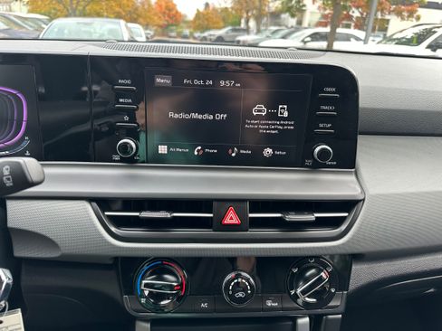 New 2026 Kia Seltos LX image 34