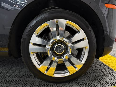 Used 2020 Rolls-Royce Cullinan image 50