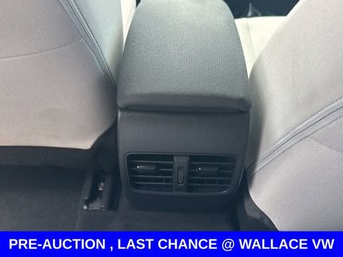 Used 2024 Toyota Corolla Cross L FWD image 17