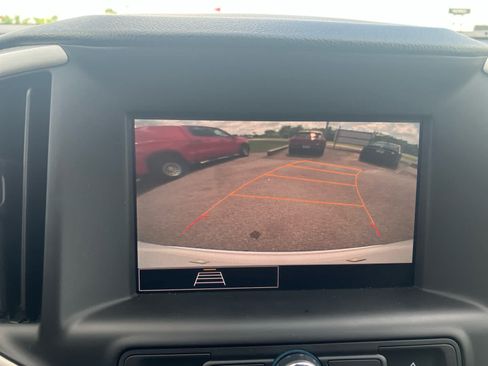 Used 2022 GMC Terrain SLE w/ Driver Convenience Package FWD image 21