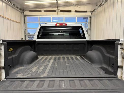 Used 2022 RAM 1500 Warlock AWD/4WD image 15