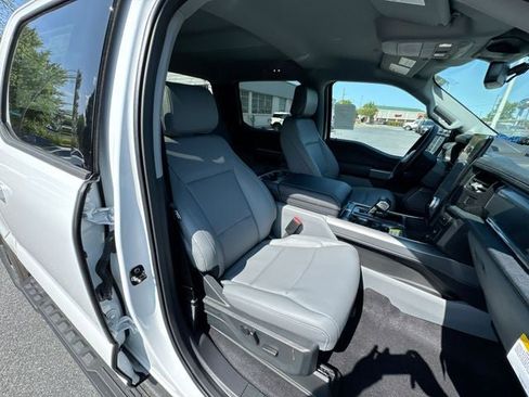 New 2025 Ford F150 Lightning Flash AWD/4WD image 25