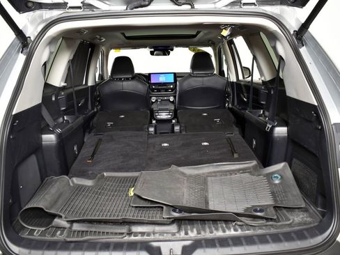 Used 2024 Toyota Grand Highlander Limited image 29