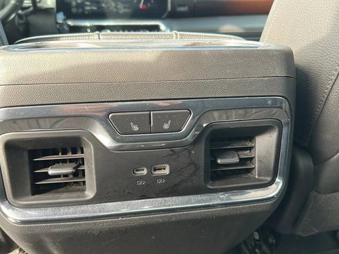 Used 2024 GMC Sierra 3500 Denali w/ Denali Reserve Package image 27