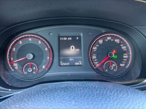 Used 2020 Volkswagen Passat 2.0T SEL image 26