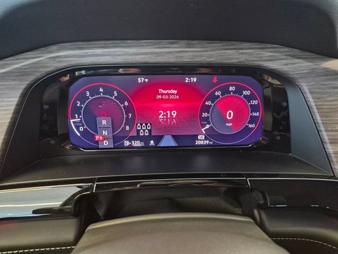Used 2025 Volkswagen Atlas SEL AWD/4WD image 19