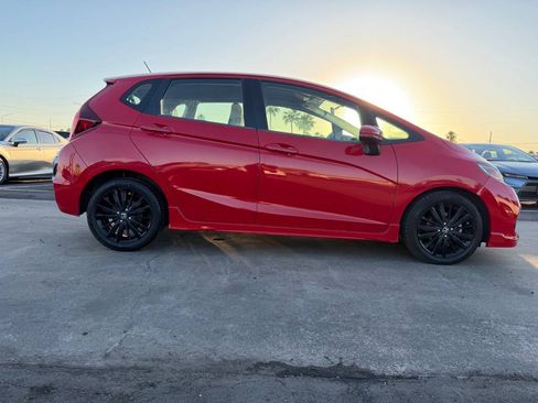 Used 2018 Honda Fit Sport image 11