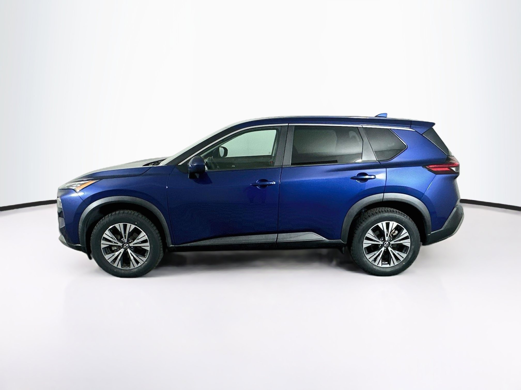 Used 2023 Nissan Rogue SV FWD image 4