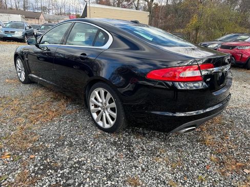 Used 2010 Jaguar XF Premium image 5