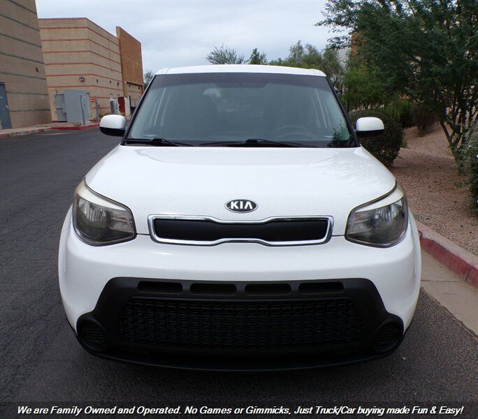 Used 2016 Kia Soul FWD image 2
