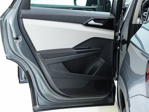 New 2026 Volkswagen Taos S image 17