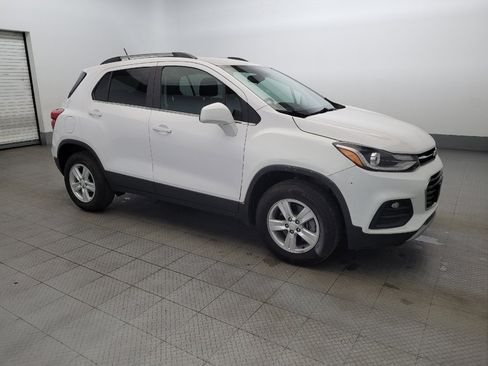 Used 2018 Chevrolet Trax LT AWD/4WD image 11