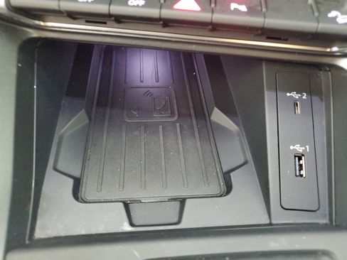 Used 2019 Audi Q3 2.0T Premium Plus image 19