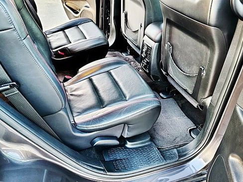 Used 2015 Dodge Durango R/T w/ Technology Group image 17