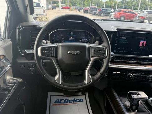 Used 2024 Chevrolet Silverado 1500 RST w/ Convenience Package II AWD/4WD image 27