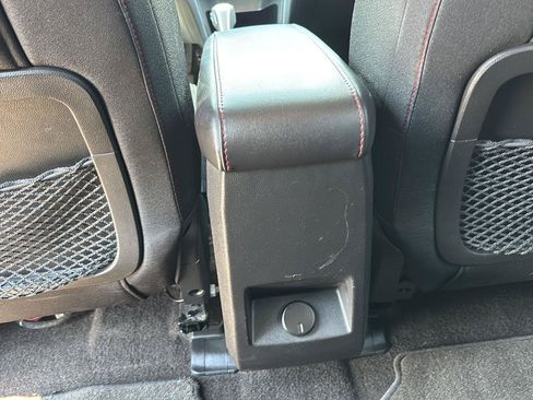 Used 2011 GMC Terrain SLE FWD image 20