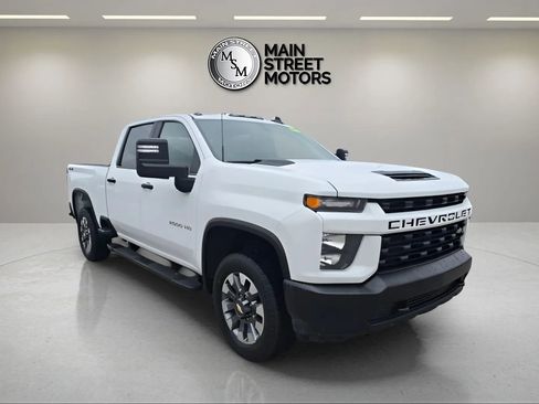 Used 2022 Chevrolet Silverado 2500 Custom w/ Custom Value Package image 7