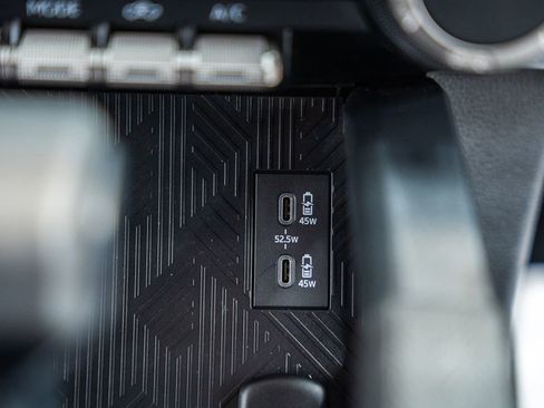 Used 2024 Toyota Tacoma TRD Sport w/ TRD Sport Upgrade Package image 25