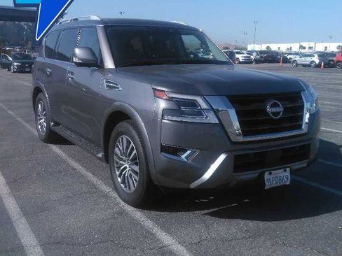 Used 2024 Nissan Armada SL w/ Captain's Chairs Package RWD image 1