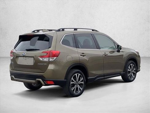 Certified 2023 Subaru Forester Limited image 5