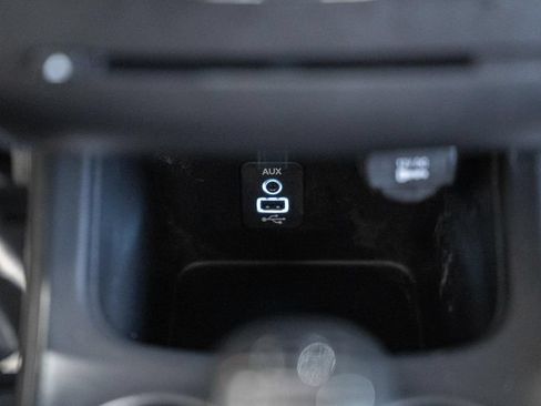 Used 2019 Dodge Journey SE w/ Premium Group FWD image 20