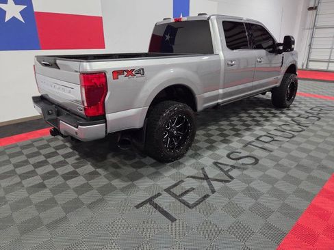 Used 2020 Ford F350 Platinum w/ FX4 Off-Road Package image 18